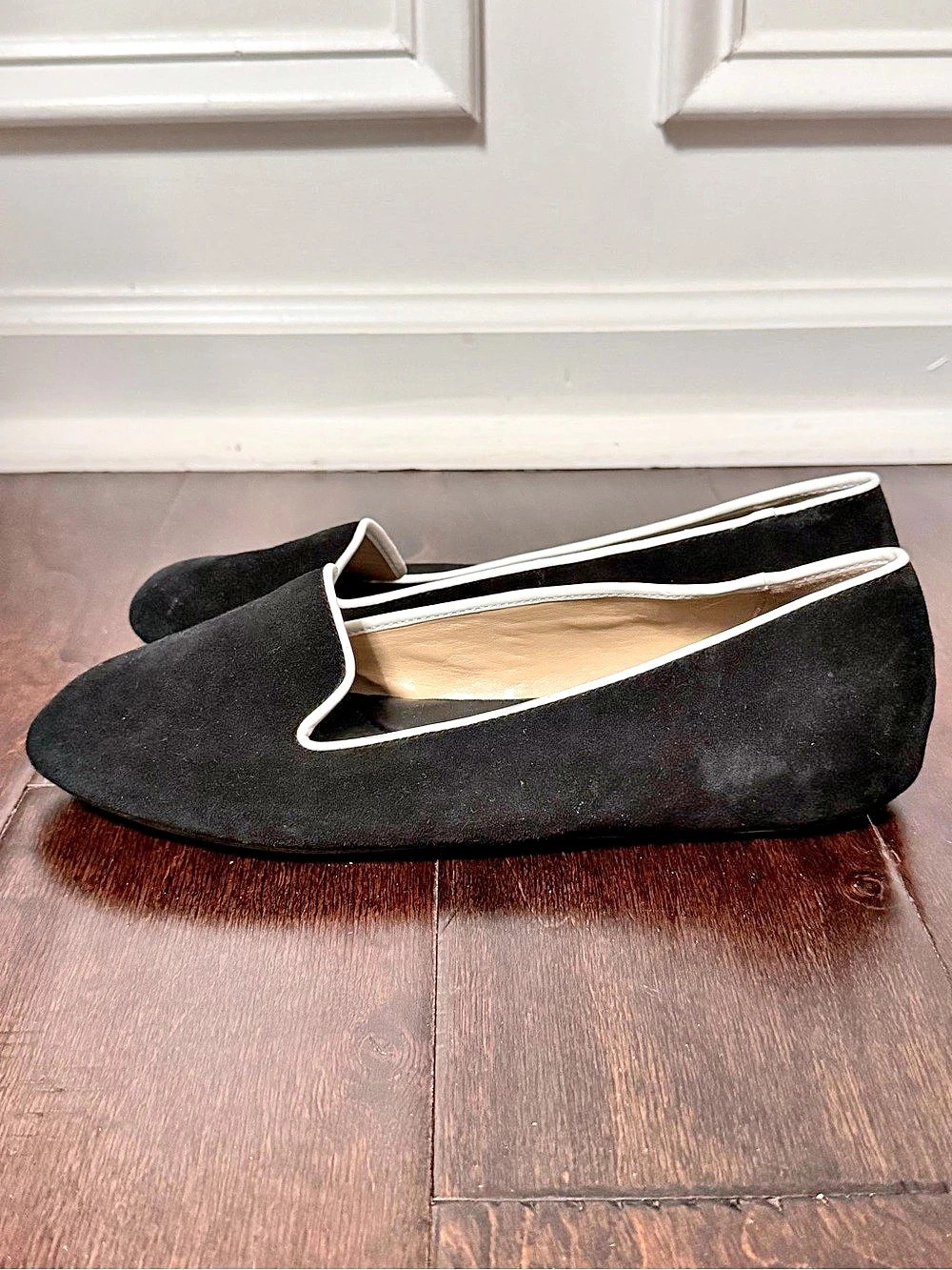 Talbots Black Slip-On Flats loafers velvet white trim 8